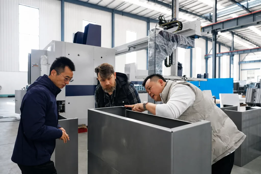 Russian Purchasing Delegation Visits STON for Intelligent Sheet Metal Processing Equipment