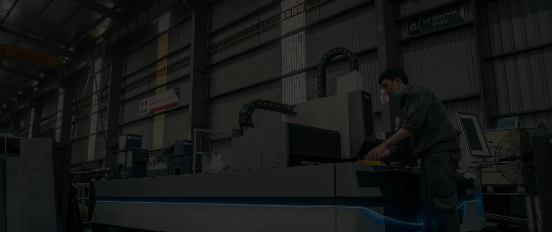 STON CNC customized sheet metal equipment service - detail view 04