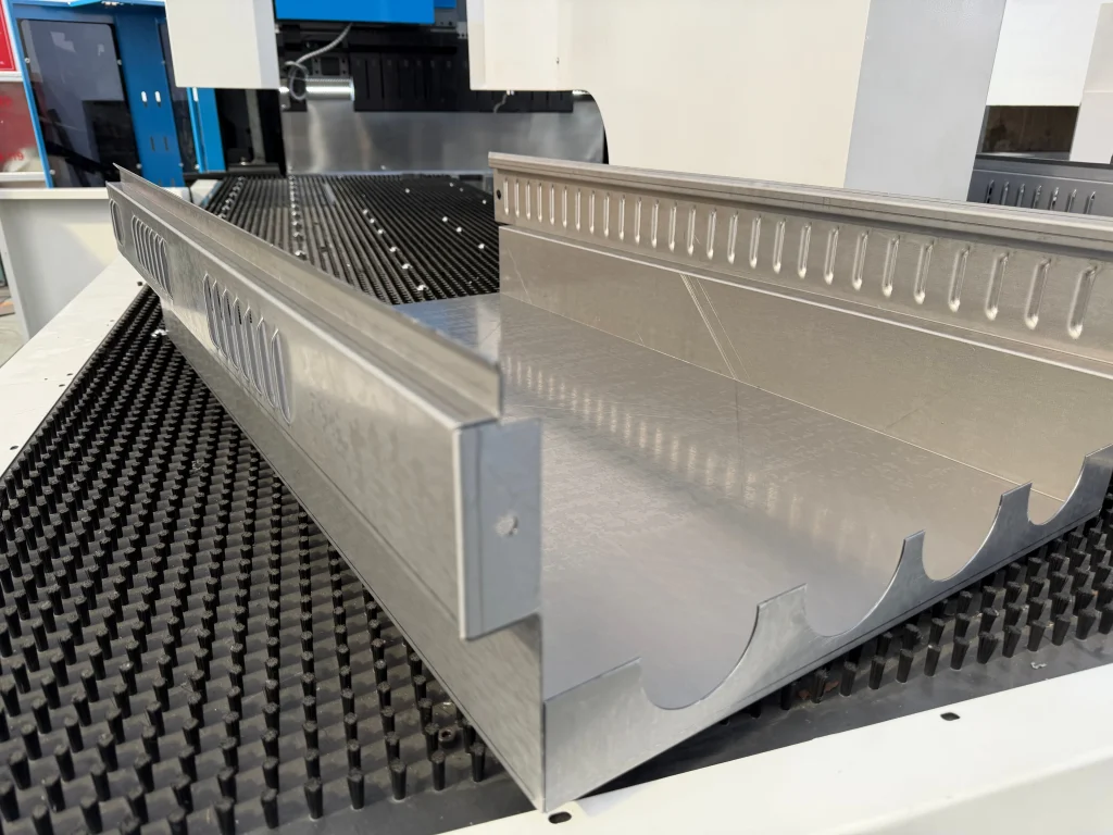 Three CNC Panel Benders for State Grid Cabinet Manufacturing in Saudi Arabia 2 Three CNC Panel Benders for State Grid Cabinet Manufacturing in Saudi Arabia